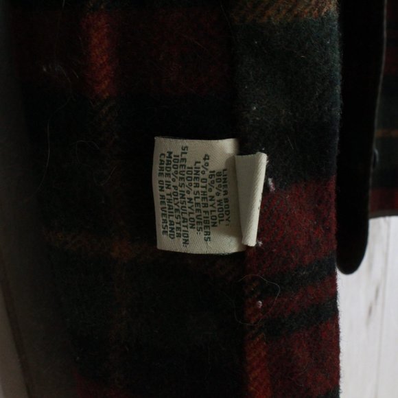 LL BEAN Classic Button Down Barn Jacket Size M - Picture 10 of 12